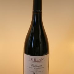 GIRLAN TRATTMANN PINOT NOIR RISERVA