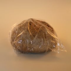 PANE NOCCIATO INTEGRALE ALLE NOCI LA FORNERIA DI DAMIANO LIEVITAZIONE
 NATURALE DA SOLA PASTA MADRE , COTTO IN FORNO A LEGNA